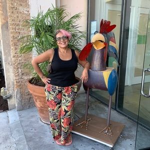 Meet your Posher, Carol